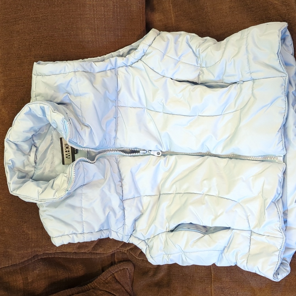 Warehouse One puffer vest in size medium in baby blue